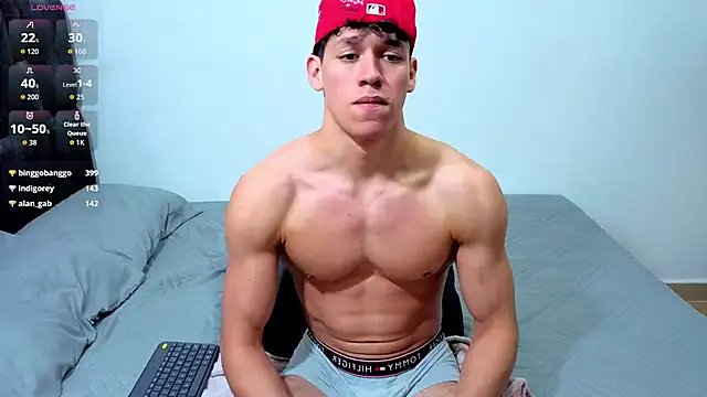 Snapshot of Luke_Muscle chatting on 06-29-26, 02:51 Luke Muscle online show from 06-29-26, 02:51