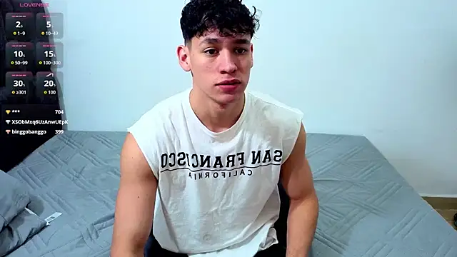 Snapshot of Luke_Muscle chatting on 07-05-26, 02:24 Luke Muscle online show from 07-05-26, 02:24