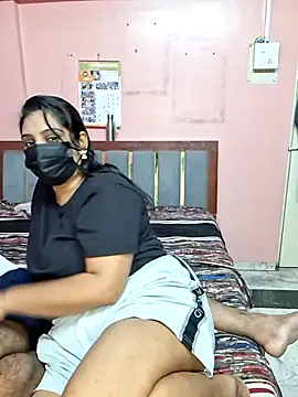 Hornyreshma online show from 06-27-26, 10:10