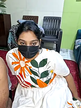 Hornyreshma online show from 07-07-26, 05:38