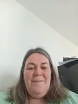 Snapshot of chattedebretagne chatting on 05-25-26, 03:22 chattedebretagne online show from 05-25-26, 03:22