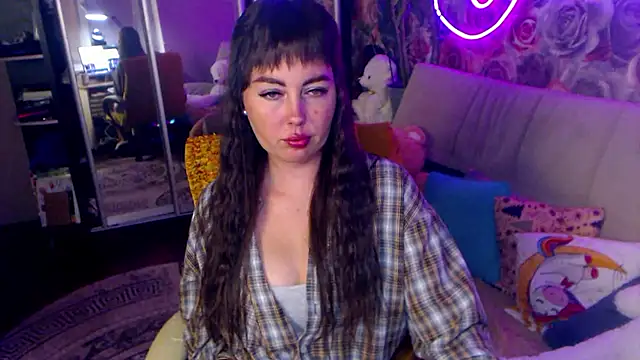 Snapshot of NinaTender22 chatting on 06-18-26, 07:19 NinaTender22 online show from 06-18-26, 07:19