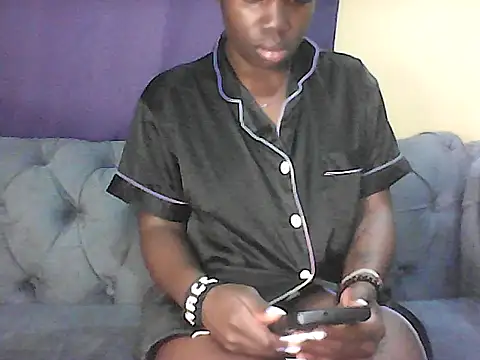 Snapshot of Hott_tash chatting on 06-15-26, 02:28 Hott tash online show from 06-15-26, 02:28
