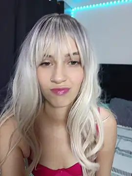 Snapshot of sofi_diaz1 chatting on 06-01-26, 05:01 sofi diaz1 online show from 06-01-26, 05:01