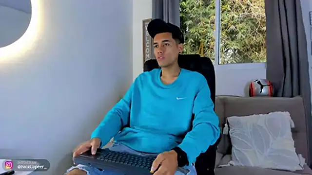 NickCopeer  online show from 07-06-26, 12:56