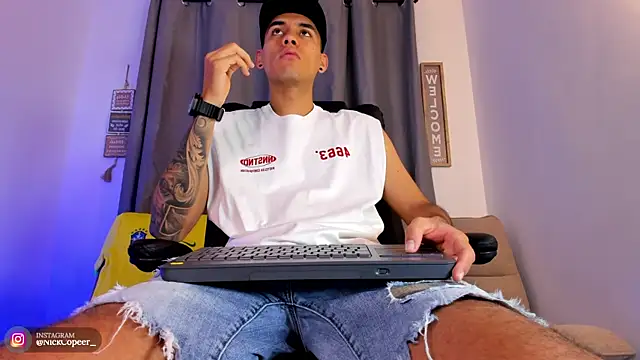 NickCopeer  online show from 06-19-26, 12:00