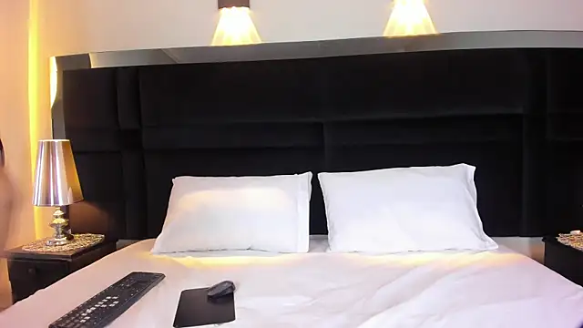 GreyCeleste online show from 06-26-26, 04:29
