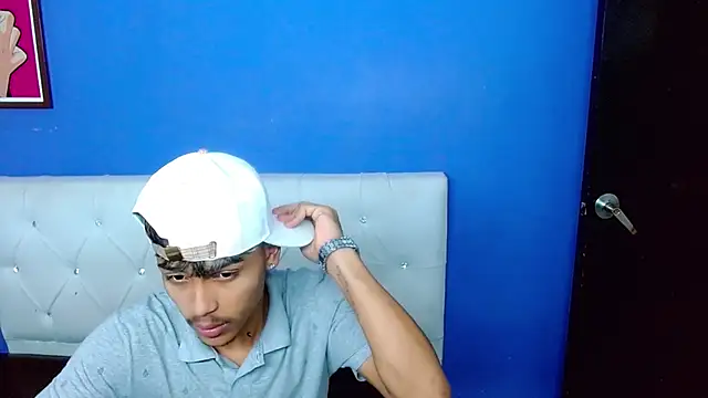 Angel foxc13 online show from 06-08-26, 03:18