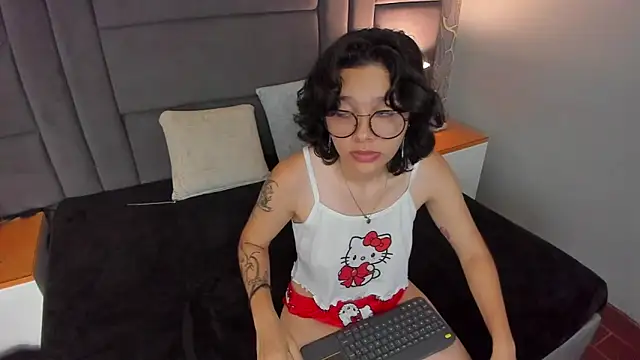 scarleth blaze online show from 06-19-26, 03:23