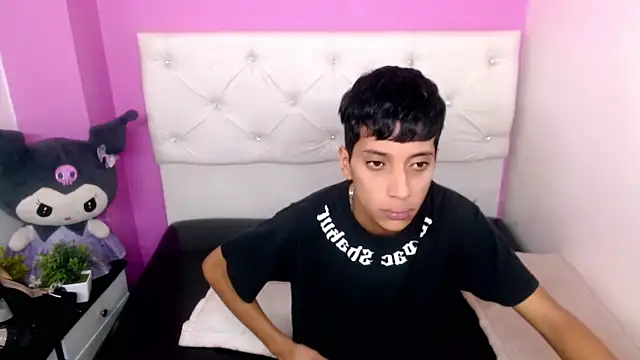 Snapshot of jl_brayan12 chatting on 05-25-26, 07:23 jl brayan12 online show from 05-25-26, 07:23