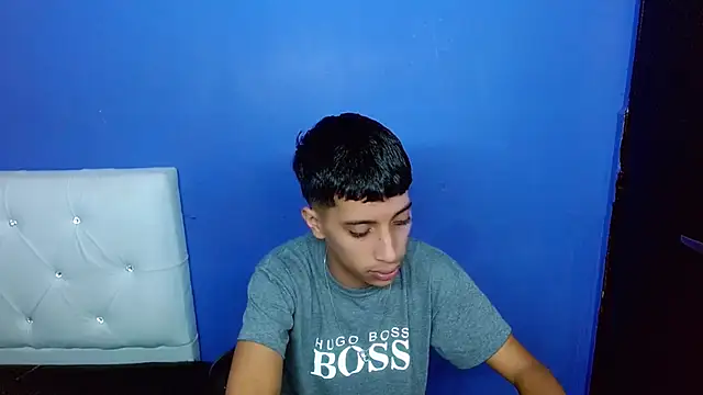 Snapshot of jl_brayan12 chatting on 06-19-26, 07:30 jl brayan12 online show from 06-19-26, 07:30