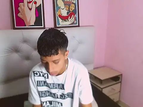 Snapshot of jl_brayan12 chatting on 07-09-26, 03:29 jl brayan12 online show from 07-09-26, 03:29
