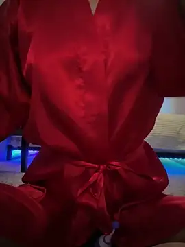 Snapshot of lil_martian chatting on 02-17-26, 12:46 lil martian online show from 02-17-26, 12:46