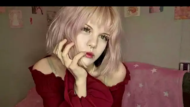 Snapshot of VelvetAlice chatting on 06-23-26, 09:24 VelvetAlice online show from 06-23-26, 09:24