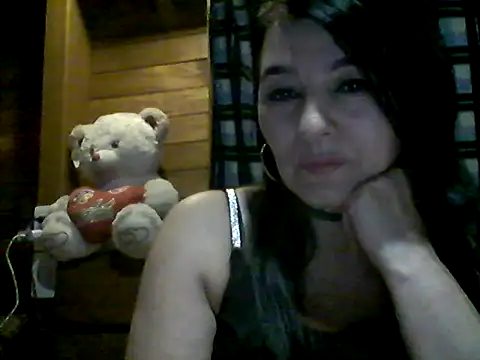 Snapshot of Anlly_garcia002 chatting on 05-25-26, 03:50 Anlly garcia002 online show from 05-25-26, 03:50