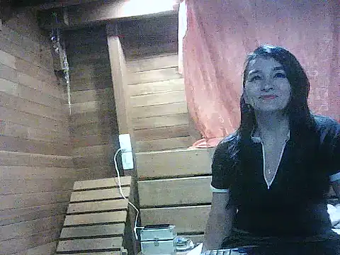 Snapshot of Anlly_garcia002 chatting on 06-10-26, 06:03 Anlly garcia002 online show from 06-10-26, 06:03