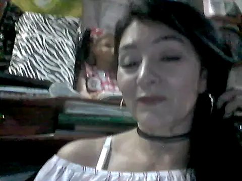 Snapshot of Anlly_garcia002 chatting on 05-25-26, 11:14 Anlly garcia002 online show from 05-25-26, 11:14