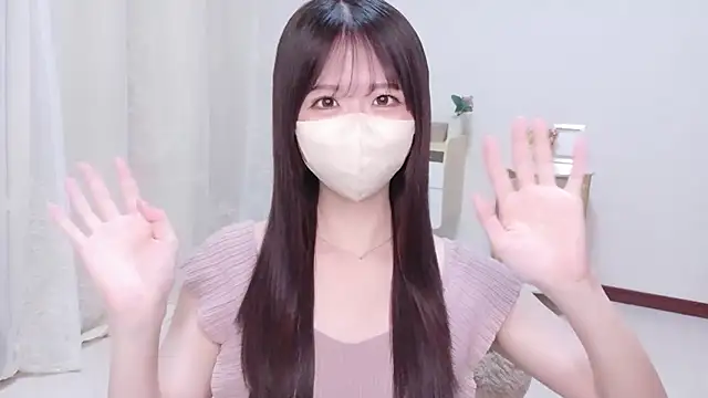 Snapshot of Yuinyaaa chatting on 07-18-26, 07:17 Yuinyaaa online show from 07-18-26, 07:17