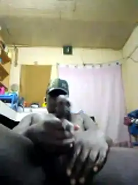 Snapshot of latercummer1 chatting on 05-28-26, 04:02 latercummer1 online show from 05-28-26, 04:02