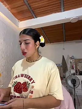 Miily 0 online show from 06-22-26, 01:55