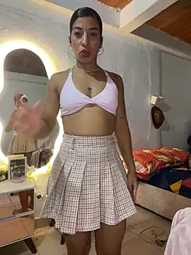 Miily 0 online show from 06-10-26, 04:57