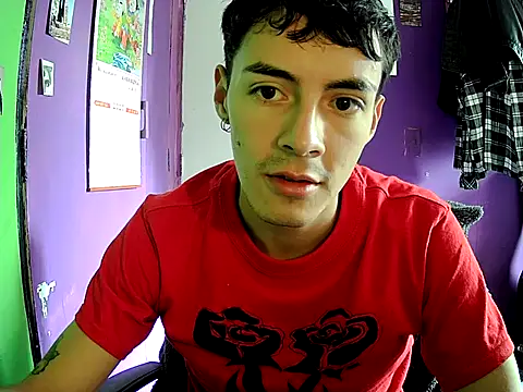 Snapshot of crisanto8 chatting on 05-29-26, 09:10 crisanto8 online show from 05-29-26, 09:10