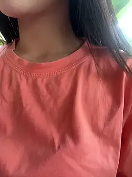 Snapshot of Cherry_kis chatting on 05-28-26, 10:32 Cherry kis online show from 05-28-26, 10:32