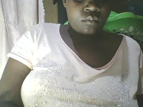 Snapshot of Vegas6l chatting on 05-23-26, 04:11 Vegas6l online show from 05-23-26, 04:11