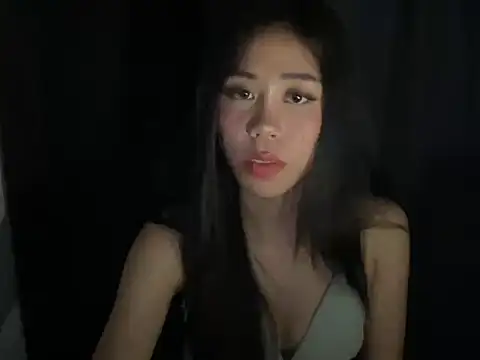 amberluiss online show from 06-22-26, 10:23