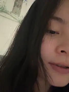 Snapshot of enen-123 chatting on 05-23-26, 03:33 enen-123 online show from 05-23-26, 03:33
