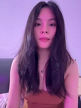 Snapshot of enen-123 chatting on 06-25-26, 03:37 enen-123 online show from 06-25-26, 03:37