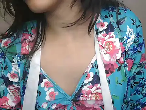 Snapshot of Mehu_ chatting on 06-04-26, 04:50 Mehu online show from 06-04-26, 04:50