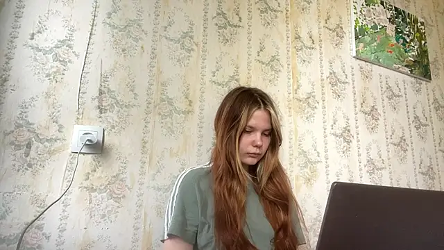 Snapshot of SusanaLeichty chatting on 06-17-26, 09:30 SusanaLeichty online show from 06-17-26, 09:30