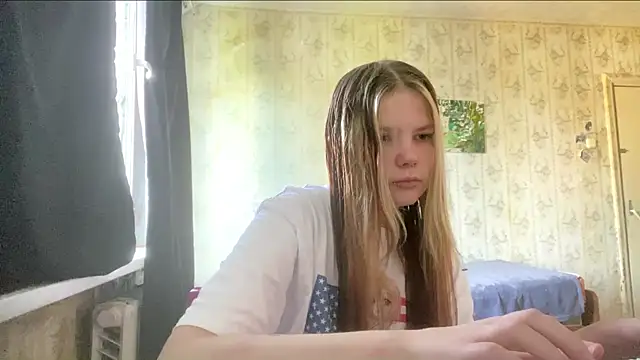 Snapshot of SusanaLeichty chatting on 07-13-26, 03:11 SusanaLeichty online show from 07-13-26, 03:11