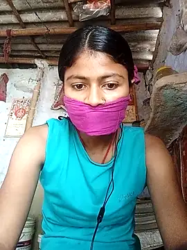 Snapshot of Tiyaasa chatting on 05-26-26, 03:04 Tiyaasa online show from 05-26-26, 03:04