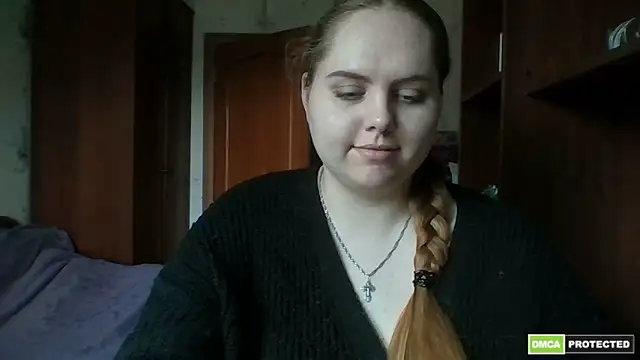 Snapshot of SoftHypnose chatting on 05-26-26, 09:07 SoftHypnose online show from 05-26-26, 09:07