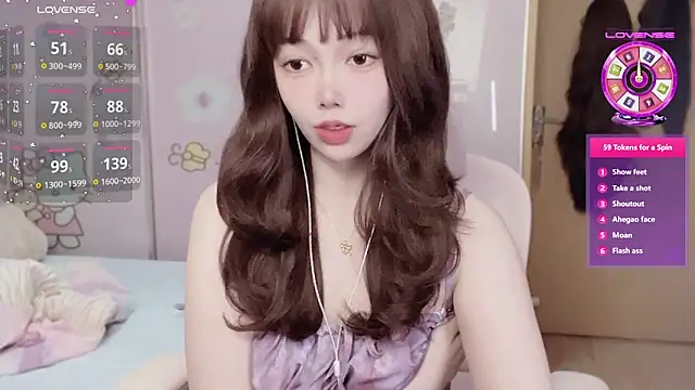 Snapshot of Una_2026 chatting on 06-07-26, 06:07 Una 2026 online show from 06-07-26, 06:07