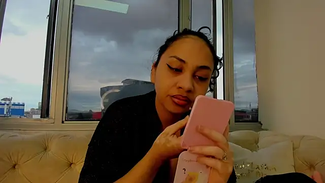Snapshot of jade_chers chatting on 05-30-26, 11:05 jade chers online show from 05-30-26, 11:05