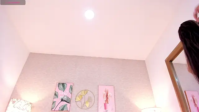 Snapshot of natalie_fox__ chatting on 06-27-26, 11:38 natalie fox online show from 06-27-26, 11:38