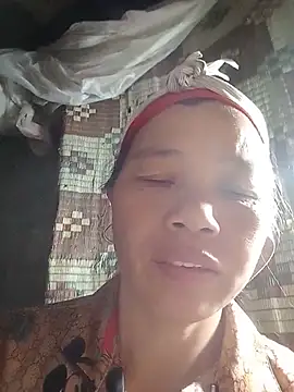 Snapshot of Elfledaa chatting on 06-01-26, 03:44 Elfledaa online show from 06-01-26, 03:44