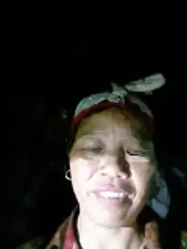 Snapshot of Elfledaa chatting on 05-31-26, 05:19 Elfledaa online show from 05-31-26, 05:19