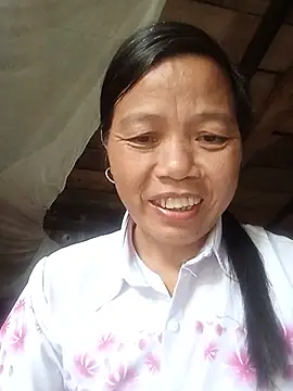 Snapshot of Elfledaa chatting on 06-16-26, 08:25 Elfledaa online show from 06-16-26, 08:25