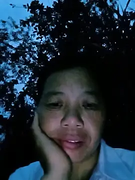 Snapshot of Elfledaa chatting on 06-04-26, 10:03 Elfledaa online show from 06-04-26, 10:03