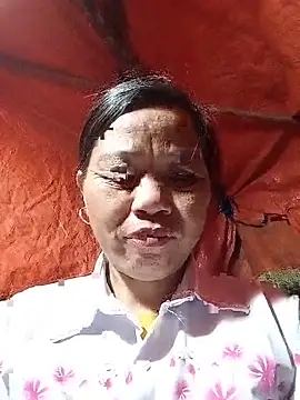 Snapshot of Elfledaa chatting on 06-13-26, 02:26 Elfledaa online show from 06-13-26, 02:26