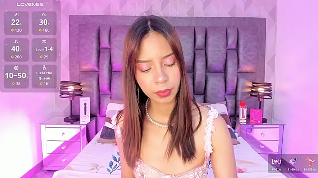 AriRose online show from 07-09-26, 12:04