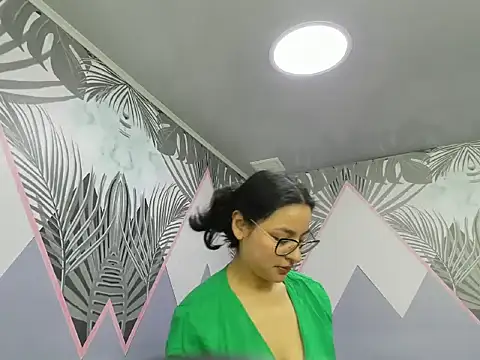 AuroraGreyy online show from 05-29-26, 11:27