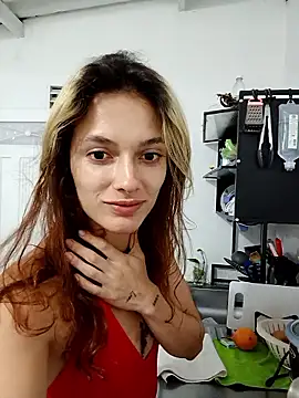 Snapshot of karenarango chatting on 06-04-26, 11:09 karenarango online show from 06-04-26, 11:09