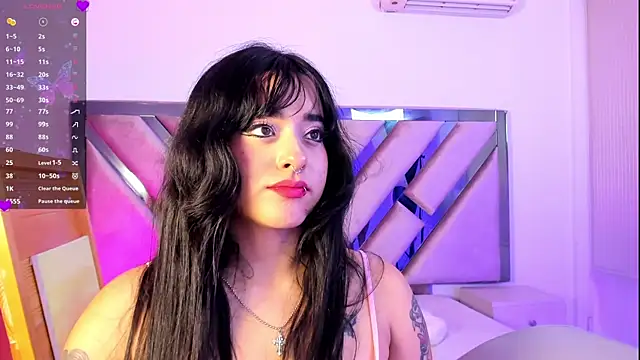 Snapshot of Elena_Tylor chatting on 06-14-26, 02:24 Elena Tylor online show from 06-14-26, 02:24