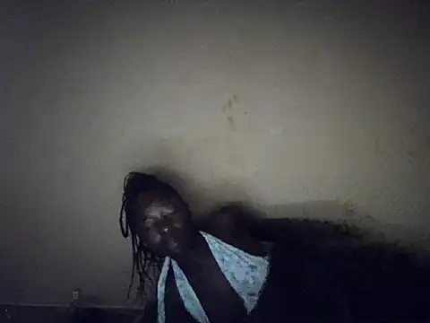 Snapshot of doll_prettie chatting on 06-12-26, 03:26 doll prettie online show from 06-12-26, 03:26