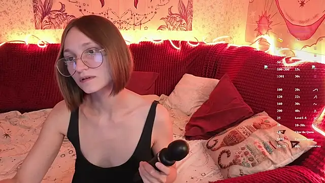 Snapshot of stella_naughty chatting on 06-07-26, 08:58 stella naughty online show from 06-07-26, 08:58